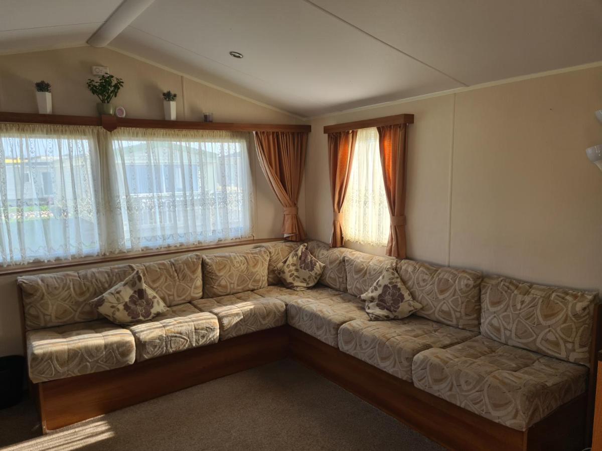 Апартаменти 8 Berth On Coastfields Інголдмеллс Екстер'єр фото
