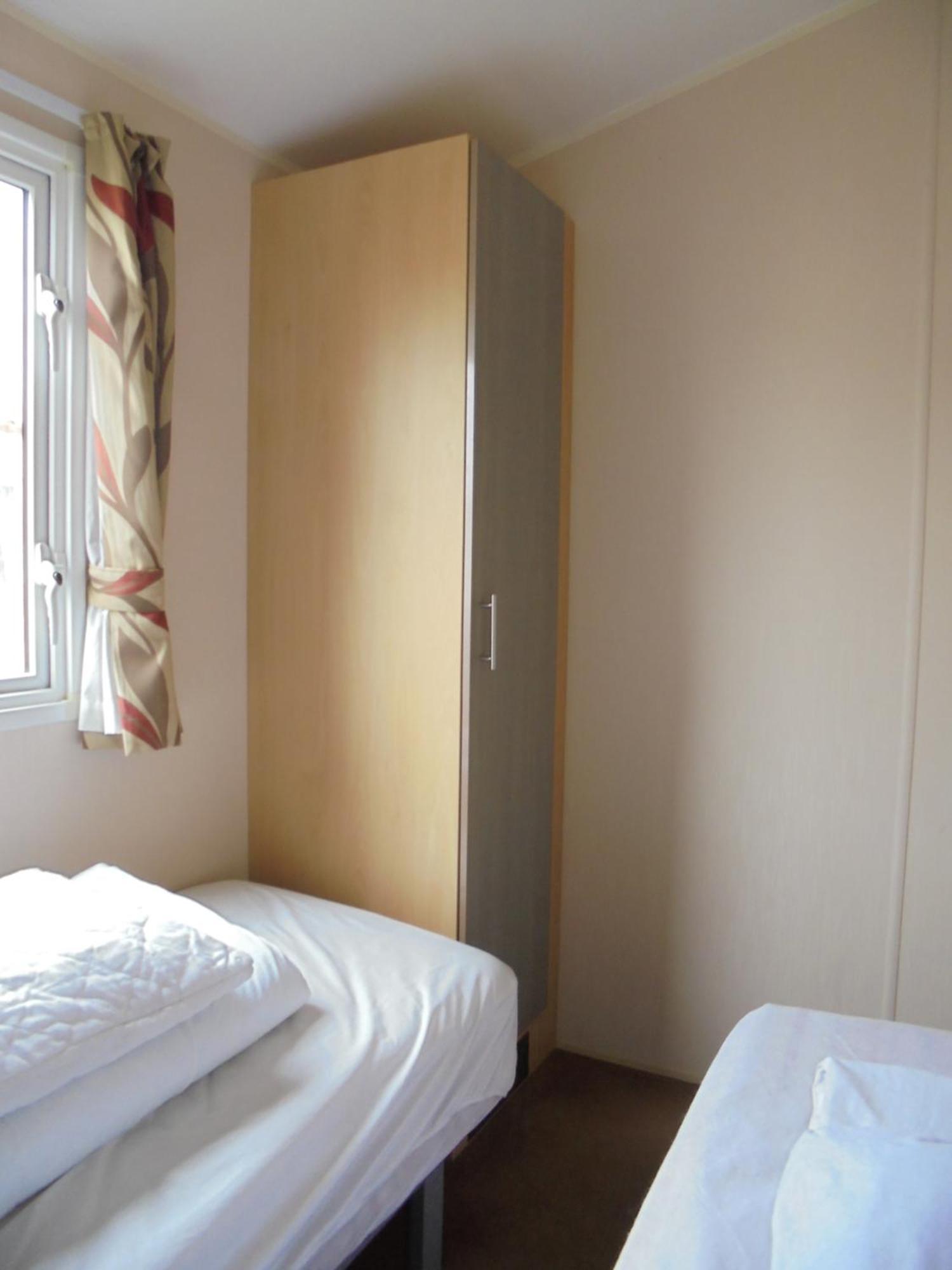 Апартаменти 8 Berth On Coastfields Інголдмеллс Екстер'єр фото